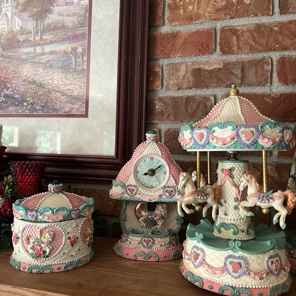 Rare Vintage Victorian Carousel Horse Trinket Collection